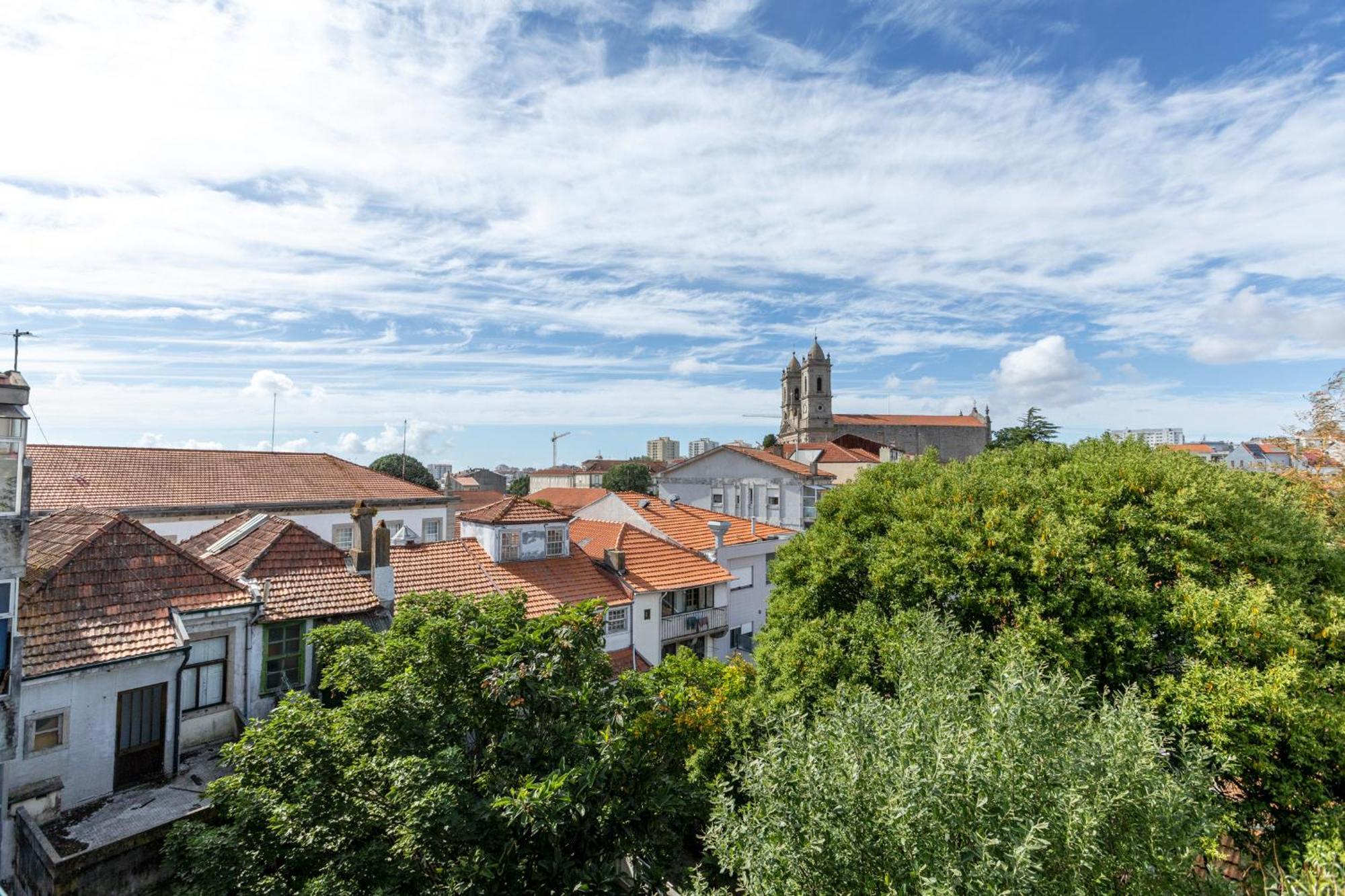 ! Luminous 2Br Top Floor ! Praca Da Republica Porto Phòng bức ảnh
